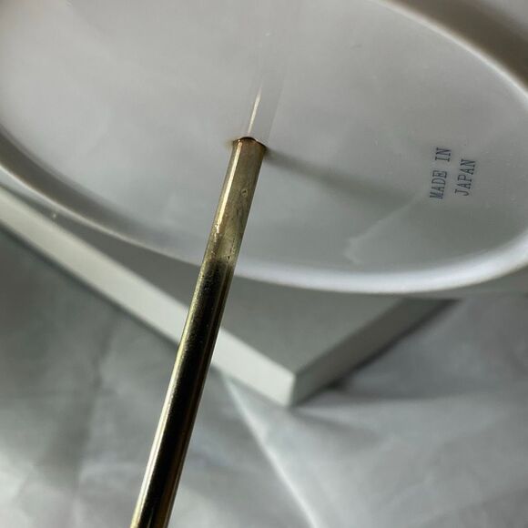 VTG two tiered porcelain tidbit serving tray Holly & Berry Design. - Picture 5 of 7